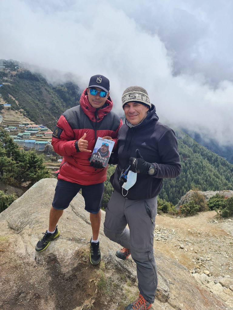Marius Purice misiune îndeplinită pe Everest! Viața la 8848,86 metri!