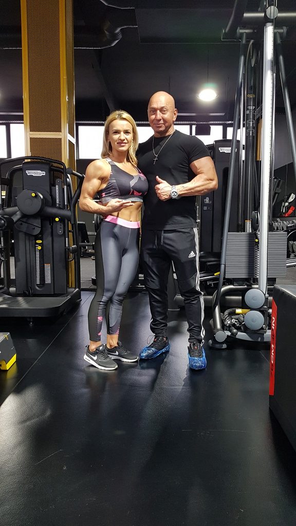 Daniela Neacșu este campioana națională de la Farul, mămică a doi copii