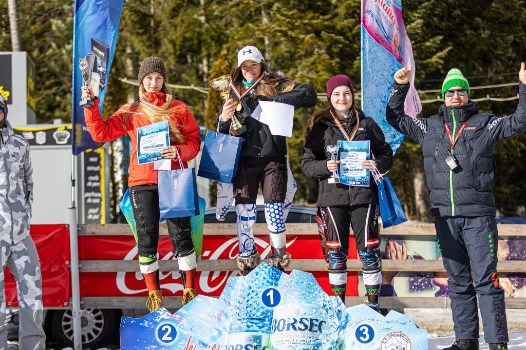 Schi la Bușteni la Cupa Kalinderu, întreceri la U18 și U21.