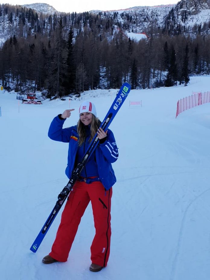 Ania Caill vorbeste dupa victorie la FIS CUP OPEN! Doi schiori romani sunt in TOP3