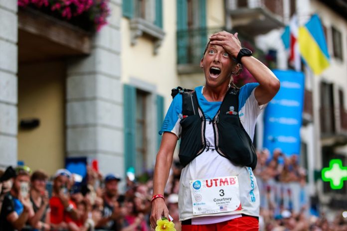 Courtney Dauwalter, la linia de finish de la UTMB