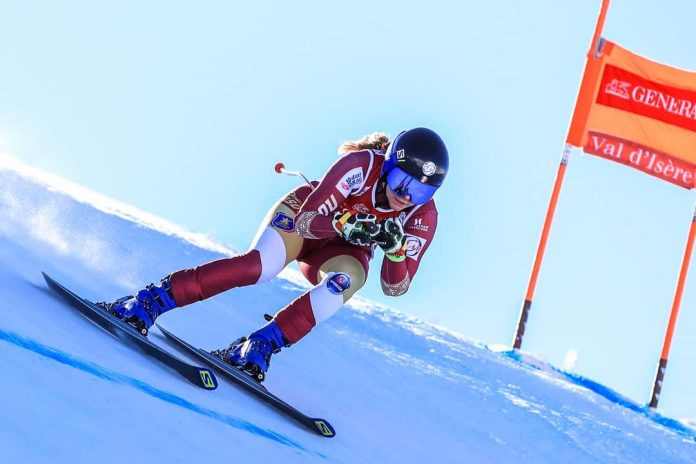 Ania Caill termină o cursă cu sportive accidentate la Val d'Isere (Franţa)