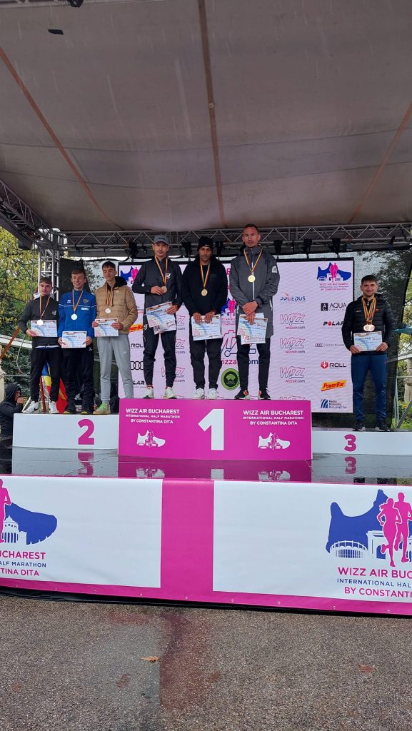 Remarcați la Semimaratonul Internaţional Bucureşti by Constantina Diţă