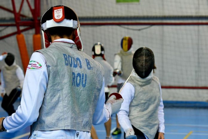 25550329_10154951386691470_2397630915223177784_n Maria Boldor şi Benjamin Bodo sunt campioni naţionali la floretă