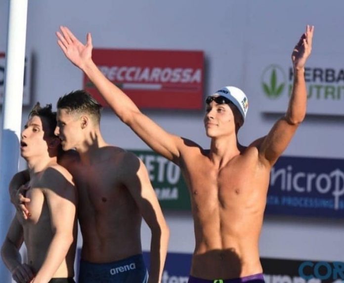 David Popovici s-a calificat în finala de la 100 metri liber, după titlul mondial la 200 m