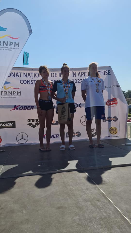 Alexandra Butnaru câștigă la Campionatul Național de înot în Ape Deschise