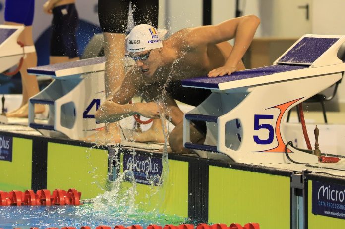 Rezultatele de vineri, la Campionatele Naţionale de înot în bazin scurt.