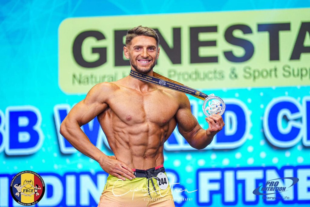 Culturiștii români premiați la Campionatele Mondiale din Teheran