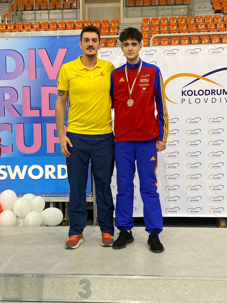 Radu Nițu e premiat din nou pentru evoluția la scrimă. Primul podium în 2023