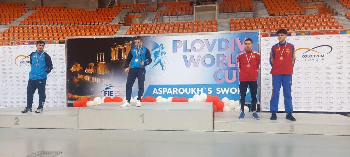 Radu Nițu e premiat din nou pentru evoluția la scrimă. Primul podium în 2023