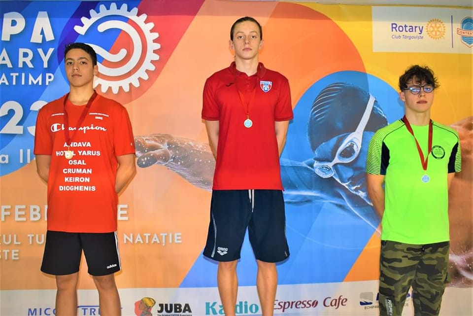 Robert Andrei Badea face un nou record național la 400 metri liber