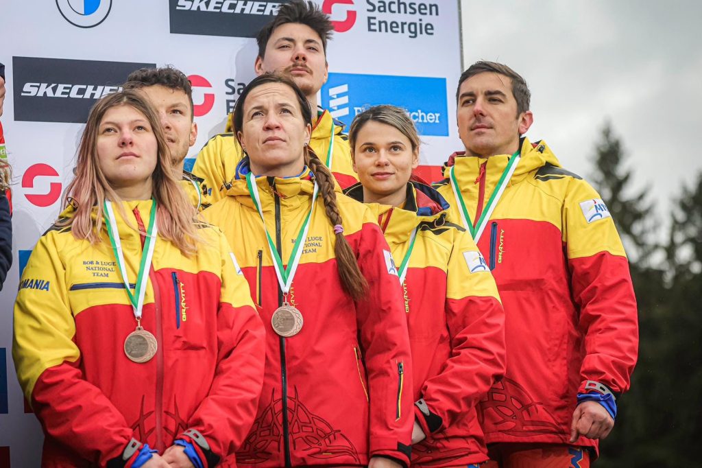 Moment istoric pentru sportivii români la sanie