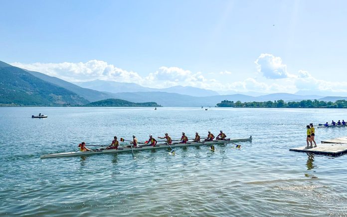 547409381_1215952653672427_645236989691014185_n Aur, Argint și Bronz la Canotaj la Campionatele Balcanice