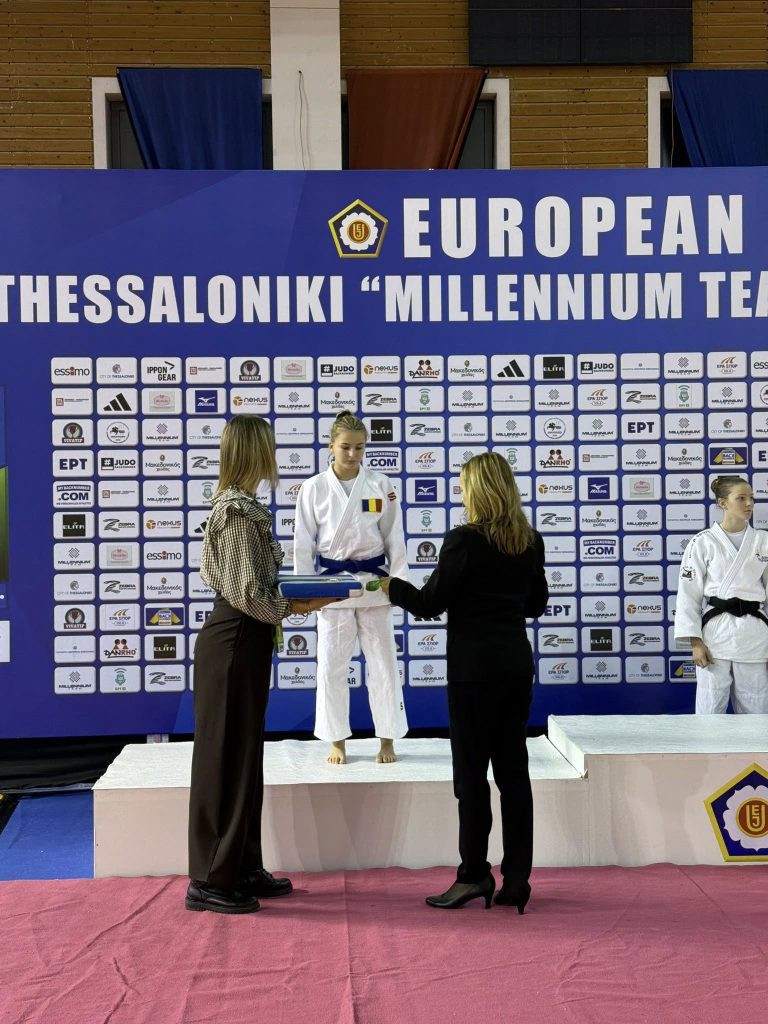 Ciumaș Bianca Adelina evoluează la judo. Medalie luată în Grecia