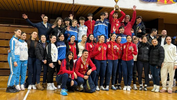 Succes la Scrimă la Novi Sad! Ștefan Popa s-a impus, fetele au argint