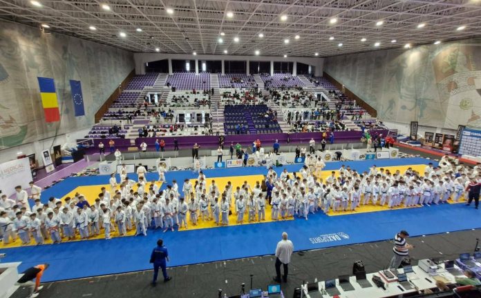 8de9817f-be89-45c3-b78d-29fafd519203 Lorena Iluțan și-a apărat titlul de campioană, iar Attila Pelcz a comentat rezultatul sportivei pentru AIMX.